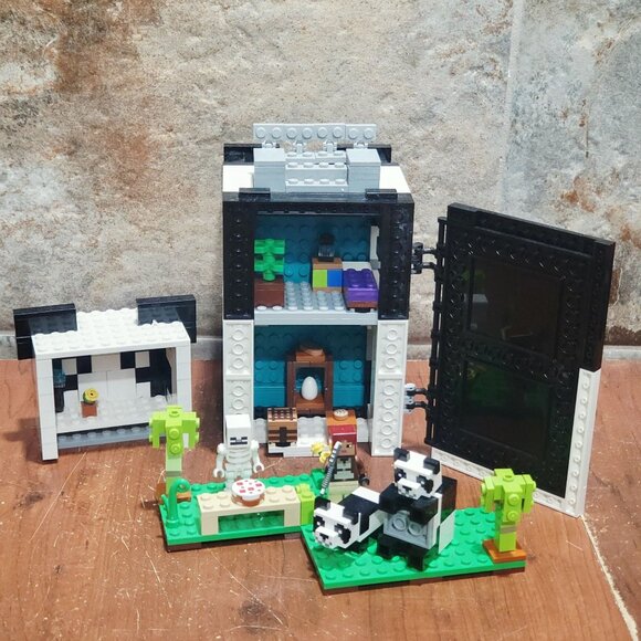 Amazon.com: LEGO Minecraft The Panda Haven, Movable Toy   Minecraft The Panda Haven 21245 Built Set